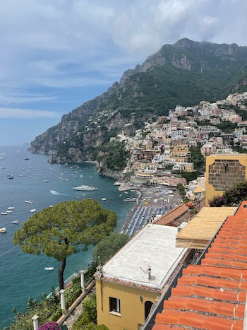 A view of homes and cliffs on the Amalfi Coast