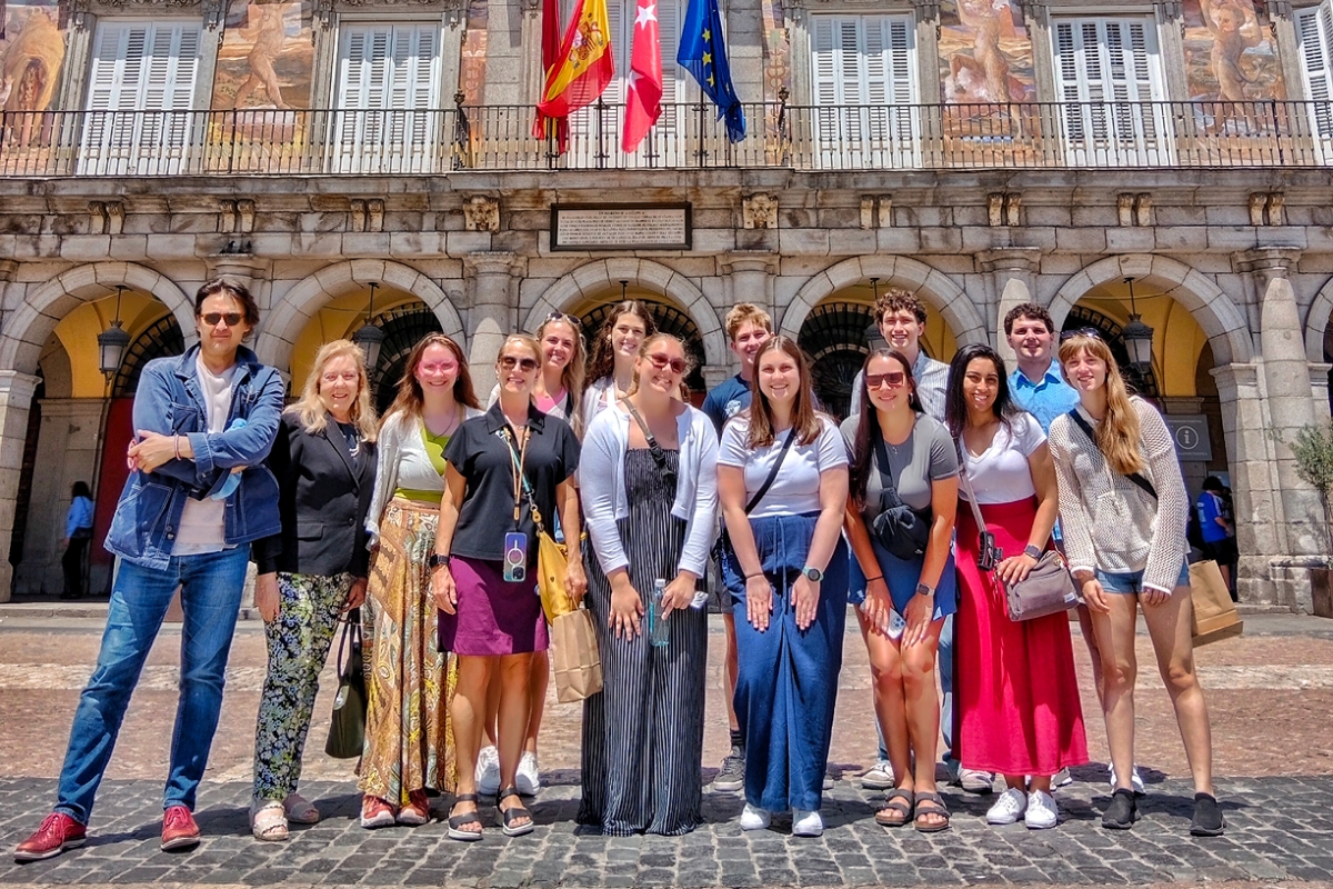 Study abroad group in Spain