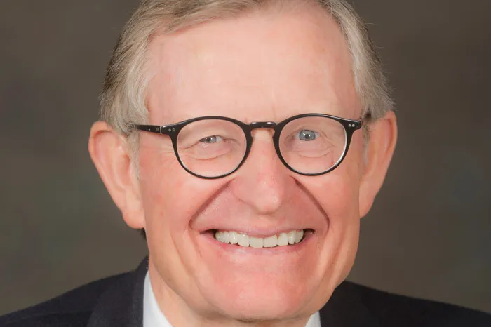 Gordon Gee headshot