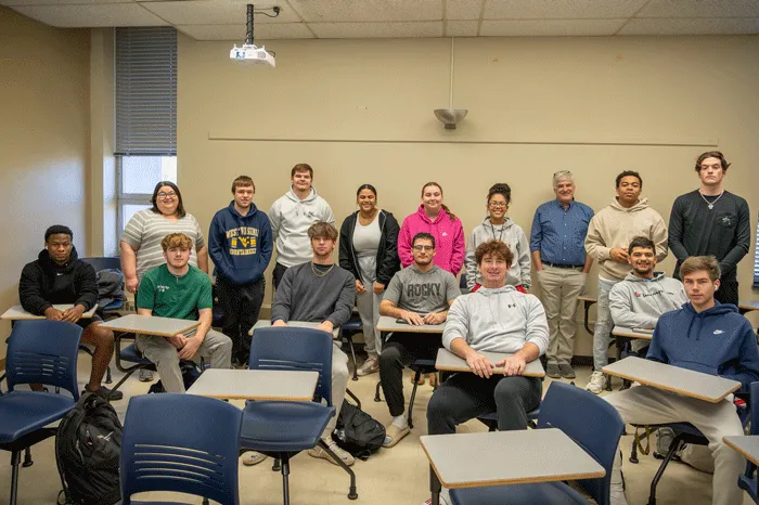 PIO 101 students and faculty