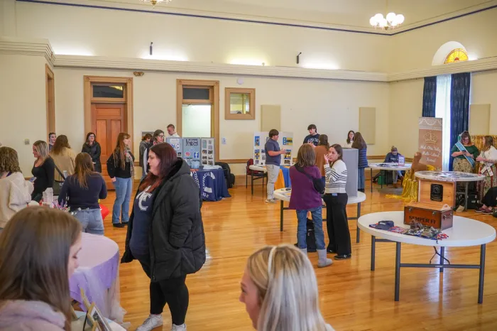 Students at Marietta College Involvement Fair